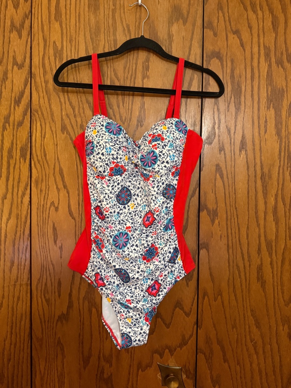Boden One Piece Swimsuit Underwire Floral Print Red White Size 12